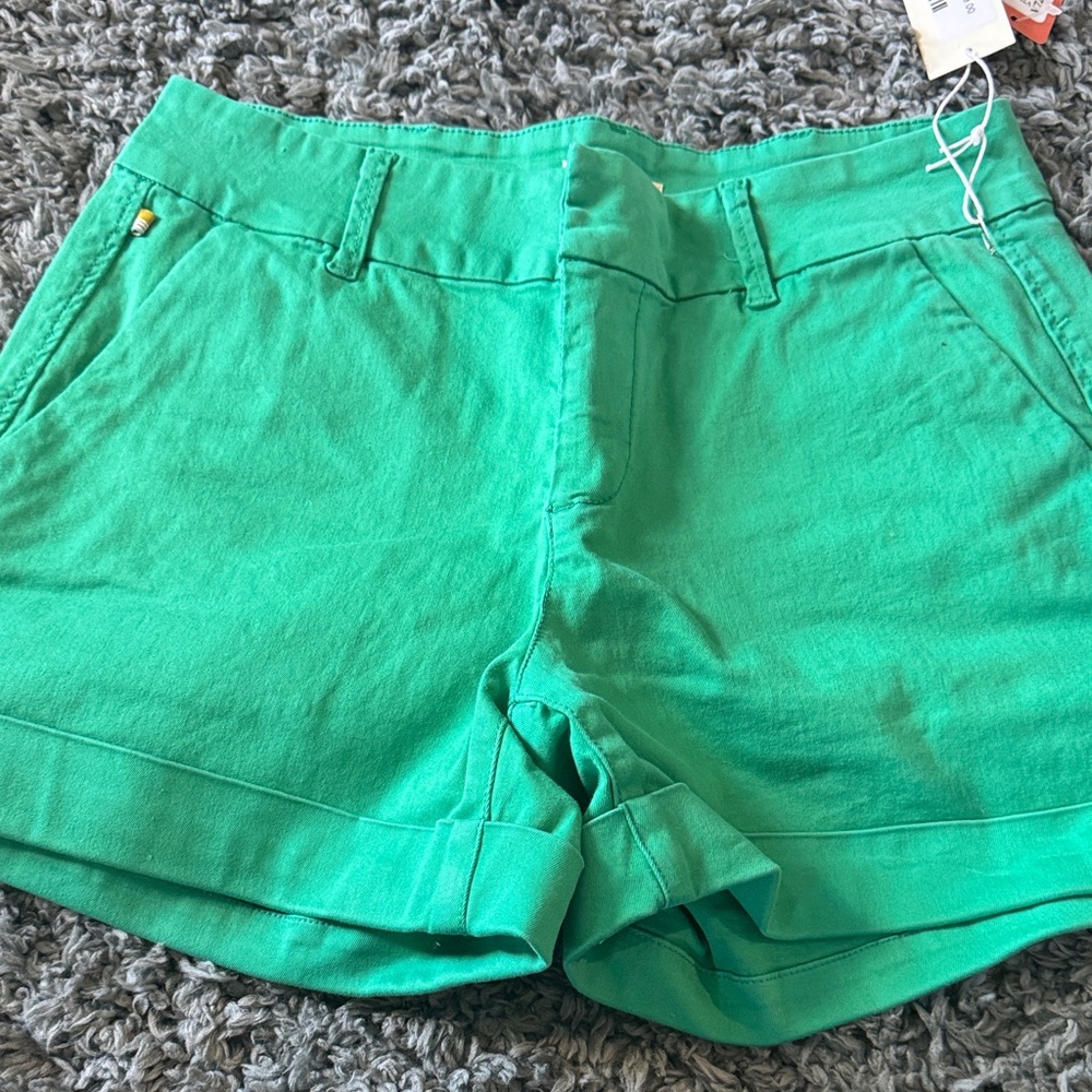 Vibrant Green Women's Bermuda Shorts